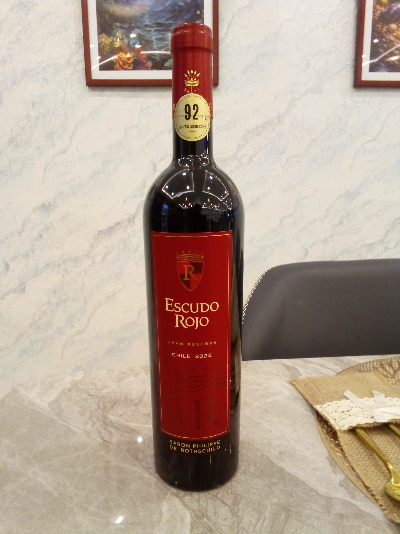 Escudo Rojo at Oceanova