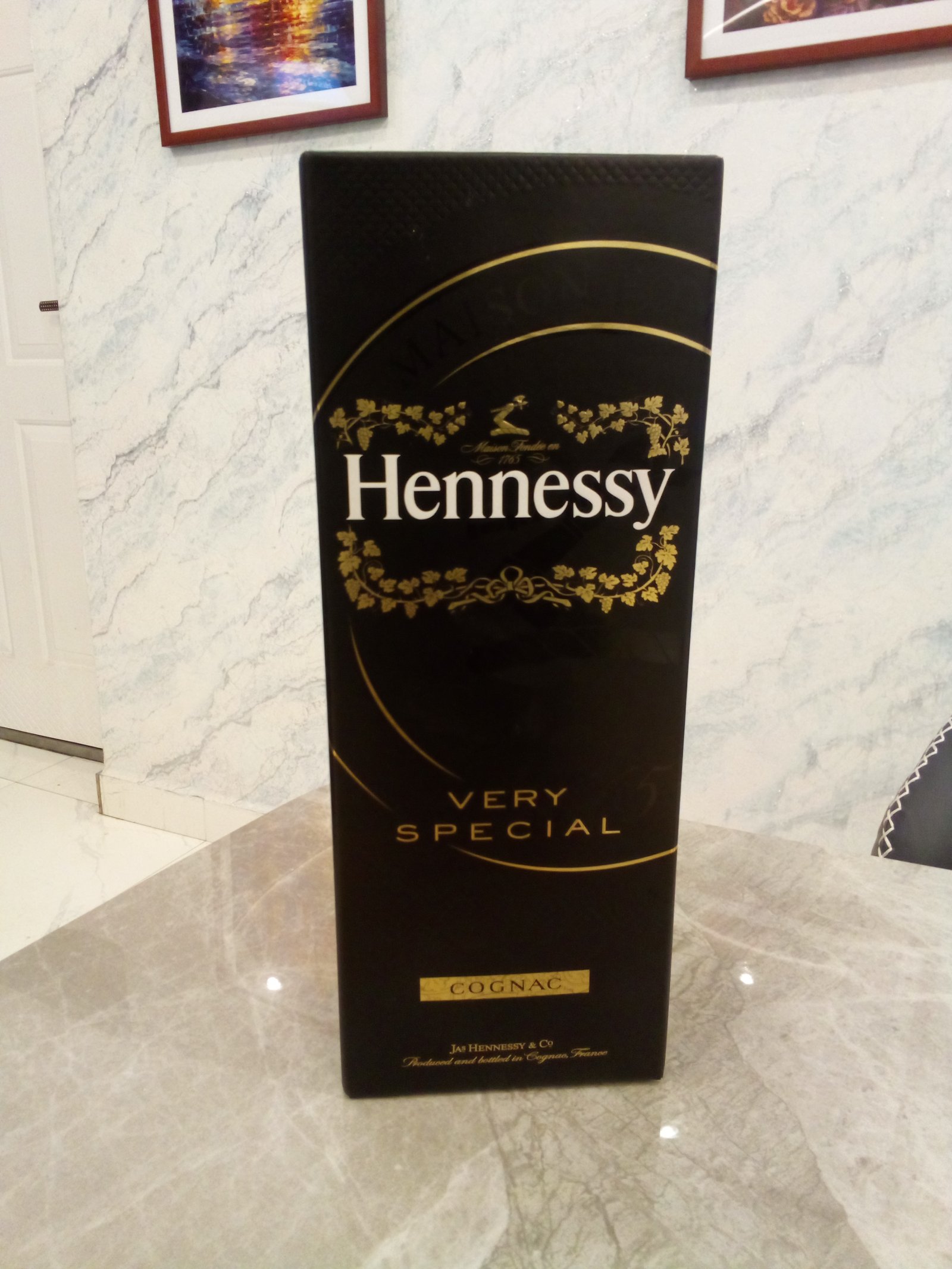 Hennessy VS at Oceanova